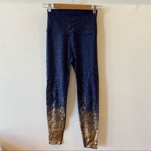 Beyond Yoga Navy/Gold Alloy Ombré Leggings